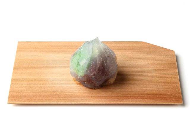 夏木立（写真）